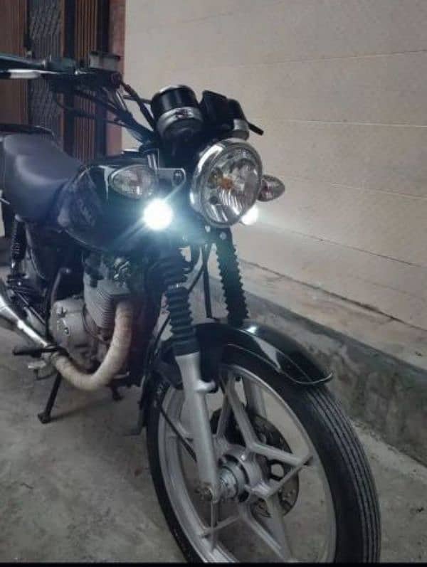 Suzuki Gs 150se 1