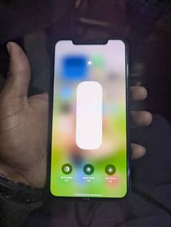 iPhone x Max 256 GB memory PTA Pro battery sirf change hai acchi Wali