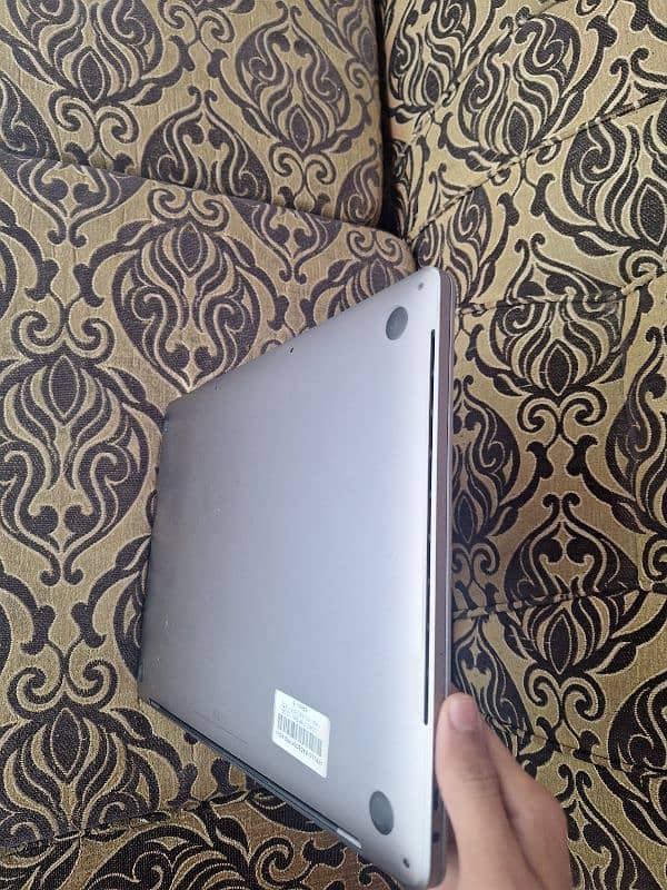 MACBOOK PRO 2019 "PURCHASE DATE 2021" 2