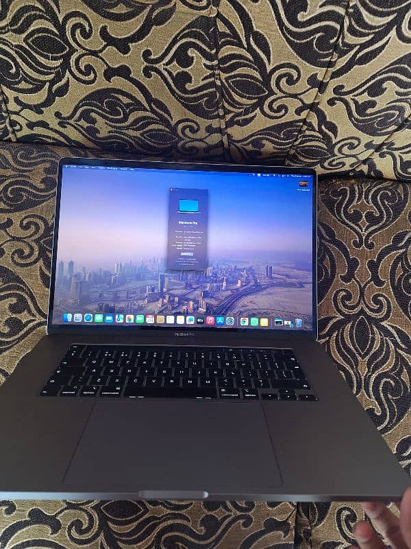 MACBOOK PRO 2019 "PURCHASE DATE 2021" 6