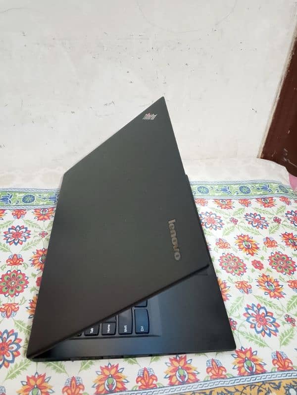 Lenovo X1 Carbon i7 4th Gen 0