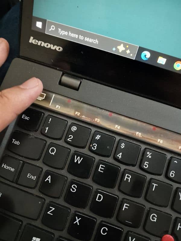 Lenovo X1 Carbon i7 4th Gen 11