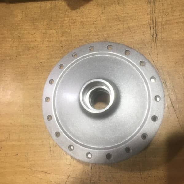 Yamaha Front hub 2