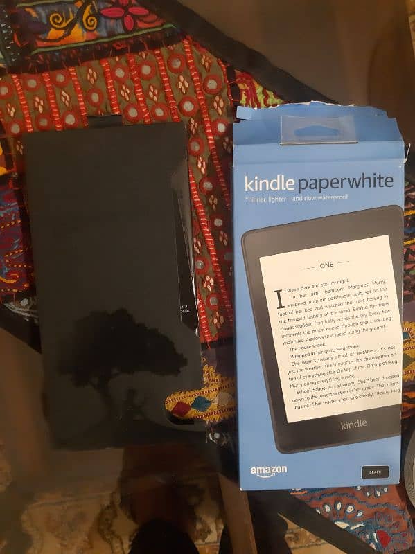 Amazone Kindle - 10th Generation 0