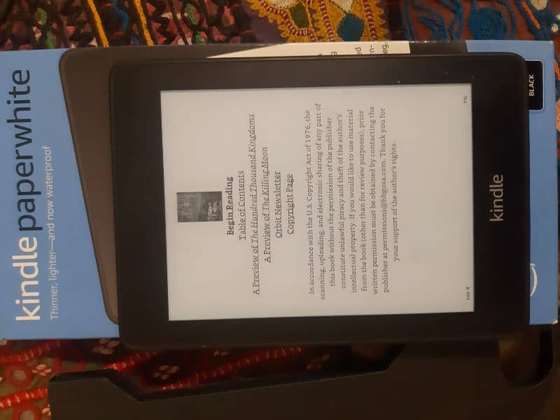 Amazone Kindle - 10th Generation 6