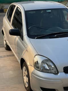 Toyota Vitz 2004