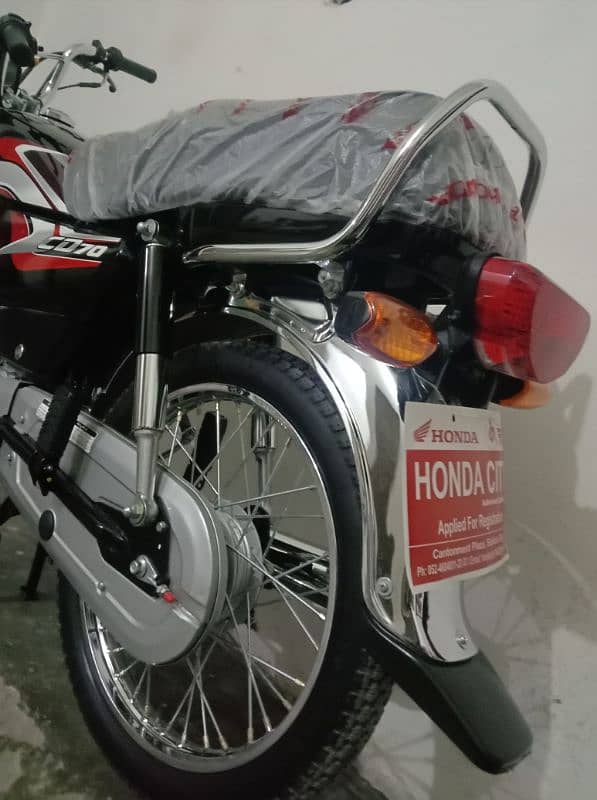 2025 Honda cd70 5