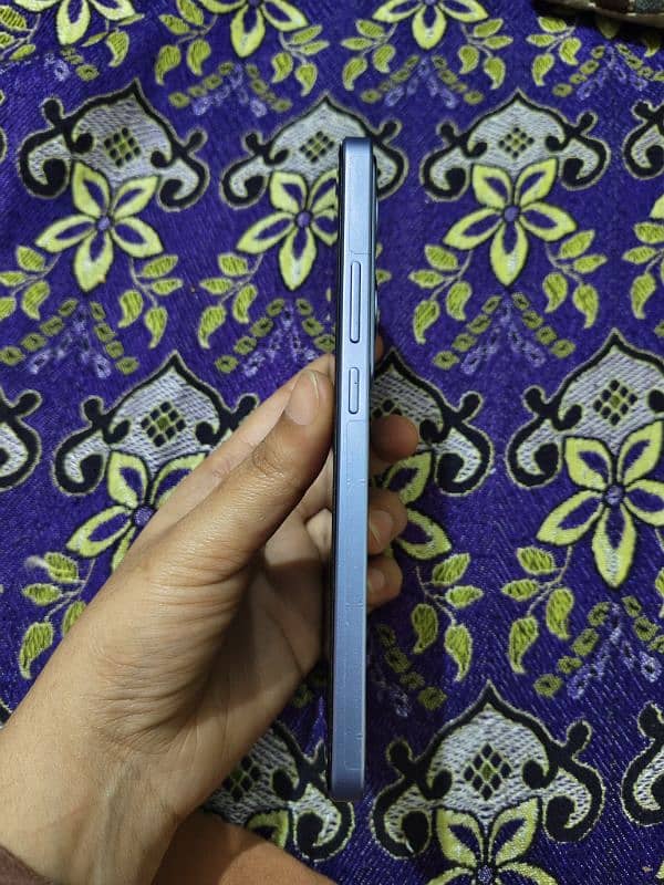 OPPO Reno 11f 10/10 Condition. 11