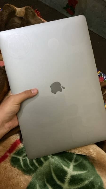 MacBook Pro 2016(16/512) 3