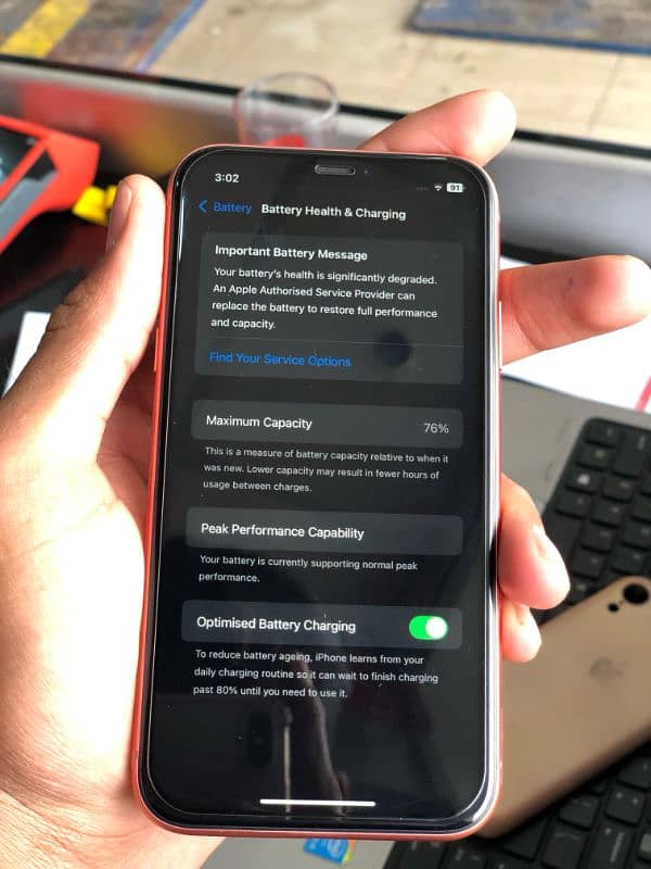 IPHONE XR 64GB 7