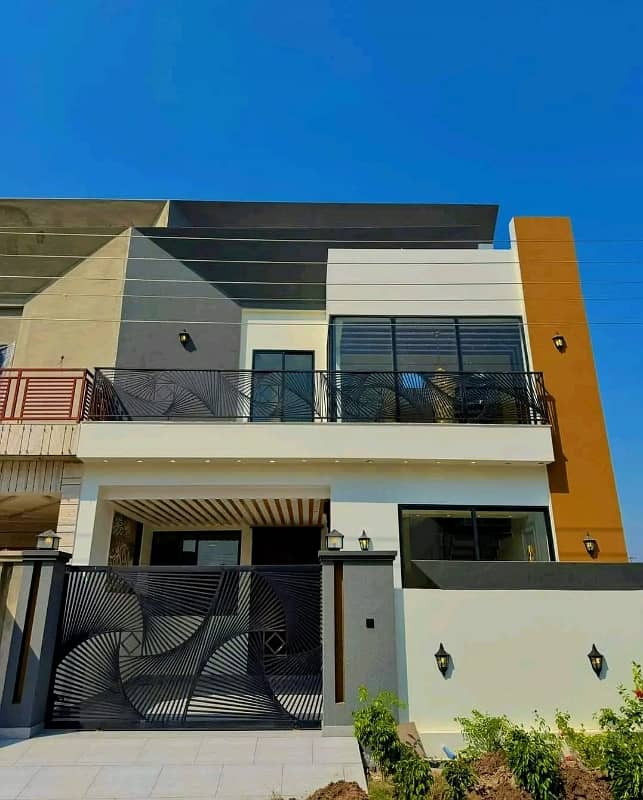 5 Marla Designer House Available for Rent 0