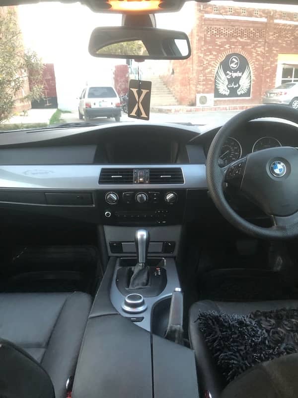 BMW 5 Series 2007 8