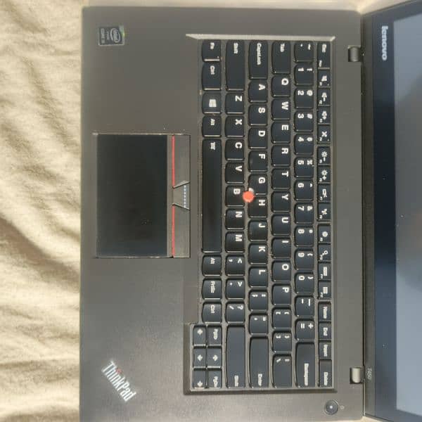 LENOVO HEAVY MACHINE 11