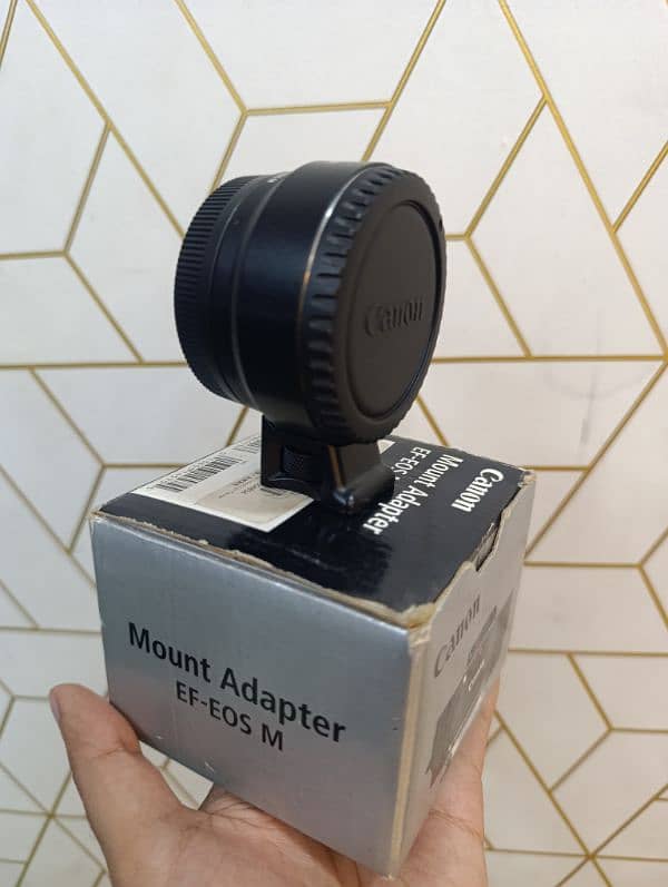 Canon M mount adopter for mirrorless 1