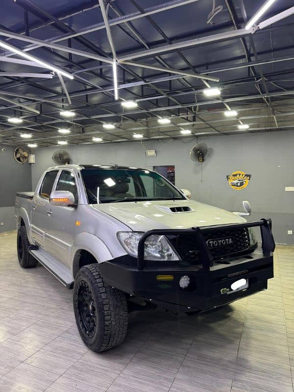 Toyota Hilux VIGO THAILAND MODEL 2010, REG 2014 15