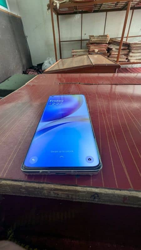 OnePlus 8 12/256 gb lush condition 10/10 not a single fault 9