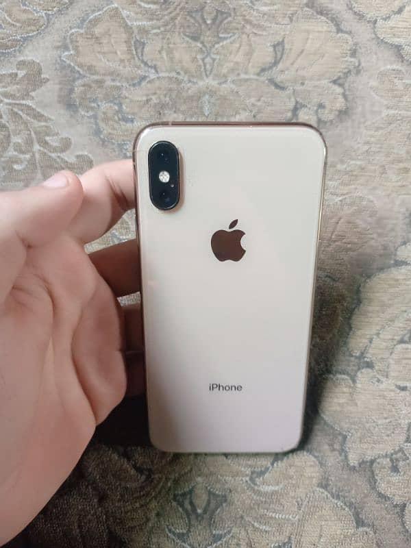 Iphone XS   (64gb Non-pta) 3