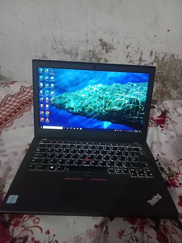 Lenovo Thinkpad i5 7th genration with touch screen 0