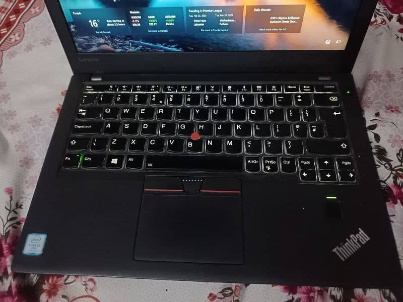 Lenovo Thinkpad i5 7th genration with touch screen 2