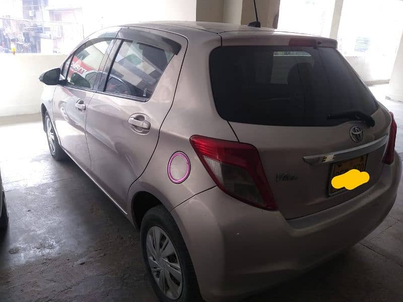 Toyota Vitz 2012 3