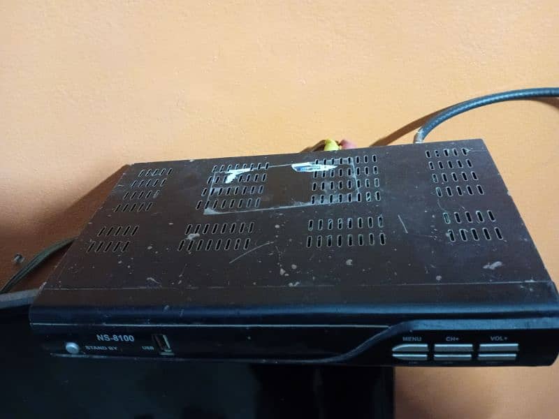 Neosat-8100 HD Dish receiver for sale 3