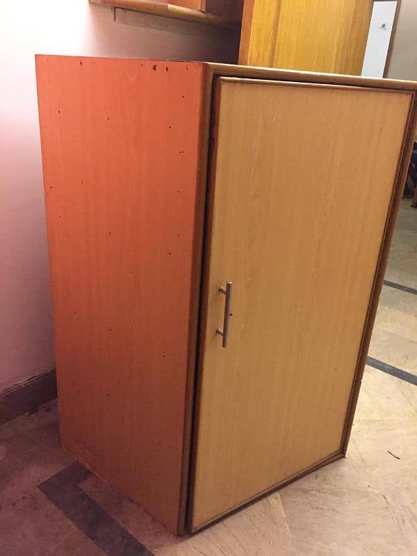 medium sized wooden cupboard with drawers and locker | condition 10/10 1