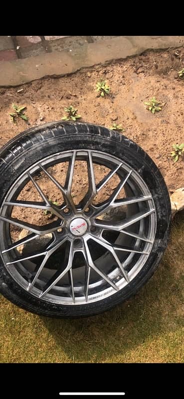 18 inches low profile tyres with rims 3