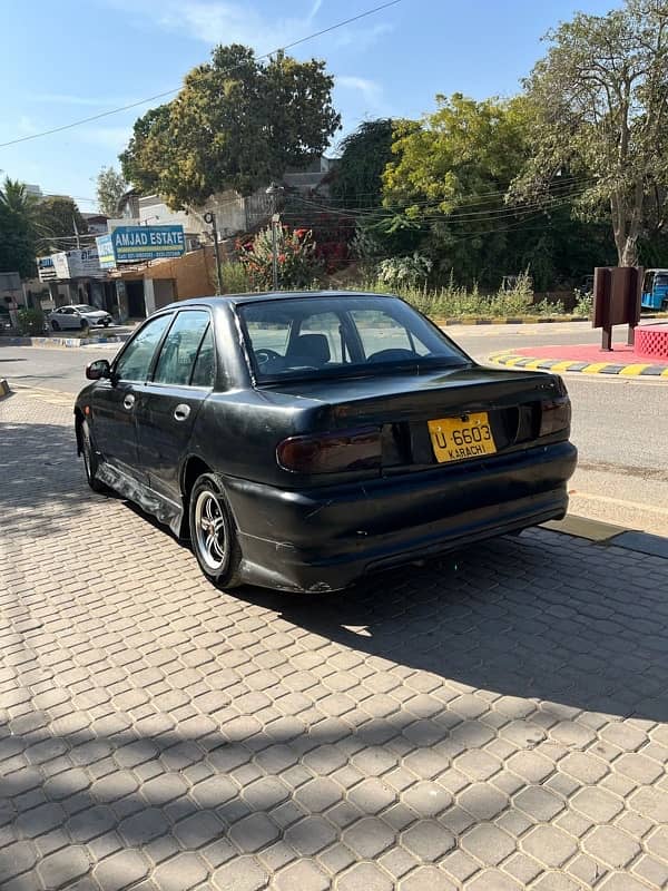 Mitsubishi Lancer 1992 3