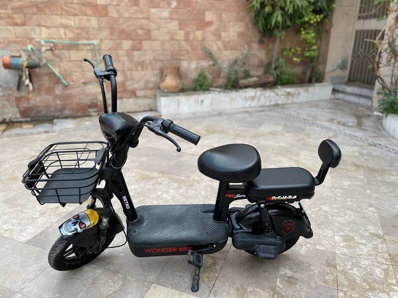 new scooty wonder bike metro 1