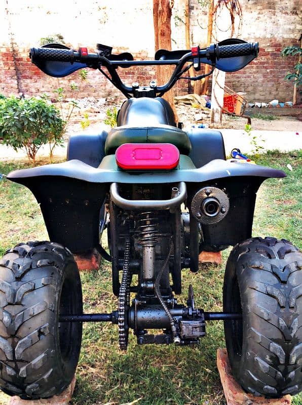 ATV Quad Bike, Size 6 4