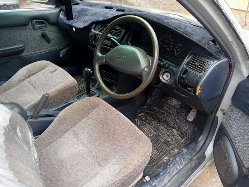 Toyota Corolla XE 1993 13