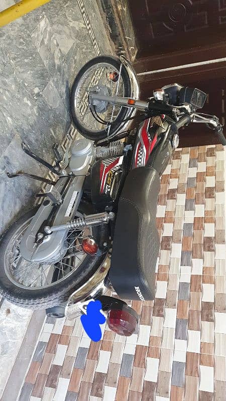 honda 125 brand new bike 0