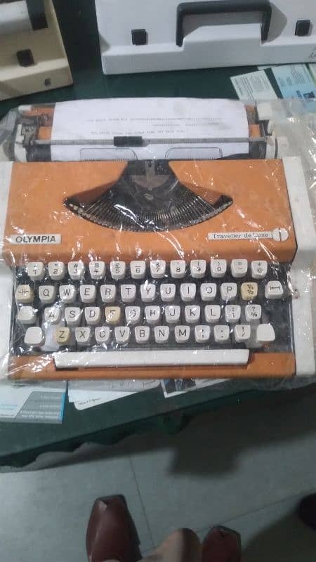 OLYMPIA TYPEWRITERS 6