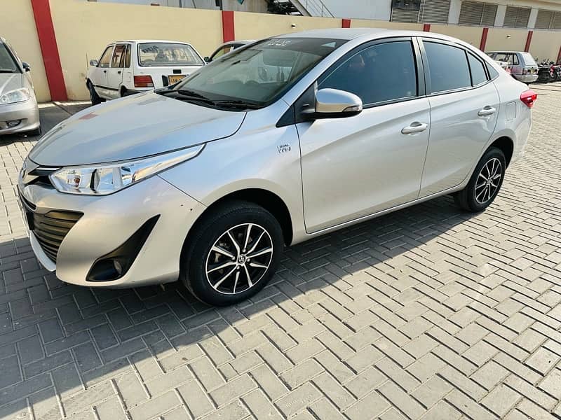 Toyota Yaris 1.3 Ativ CVT-i 2022 0