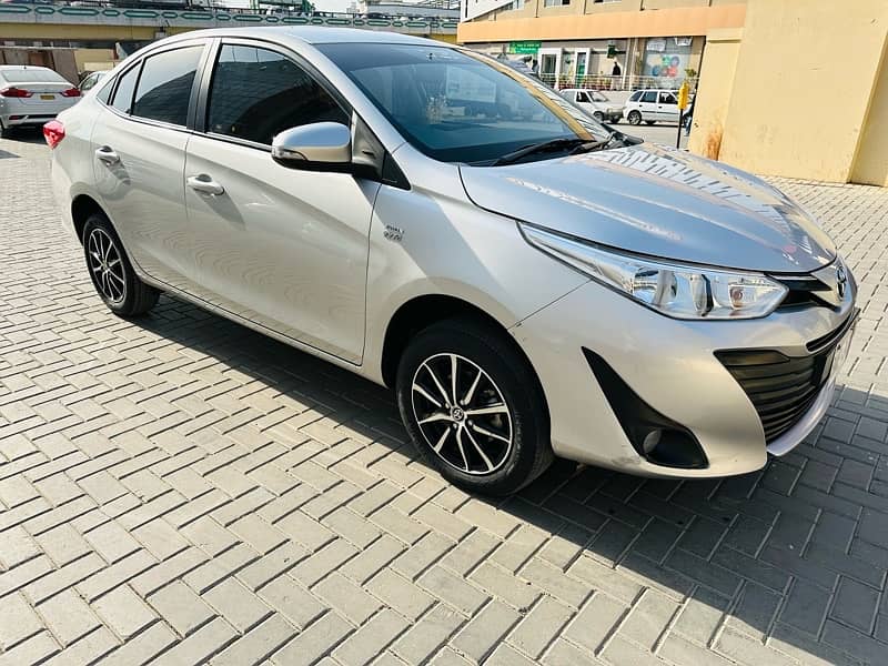 Toyota Yaris 1.3 Ativ CVT-i 2022 1