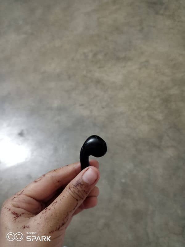 earphone for sale best condition 3