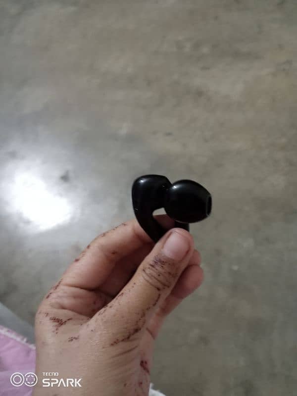 earphone for sale best condition 4