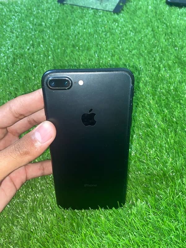 iPhone 7 Plus 128gb pta approved 8