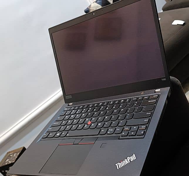 Lenovo T490 16/512 new condition 3