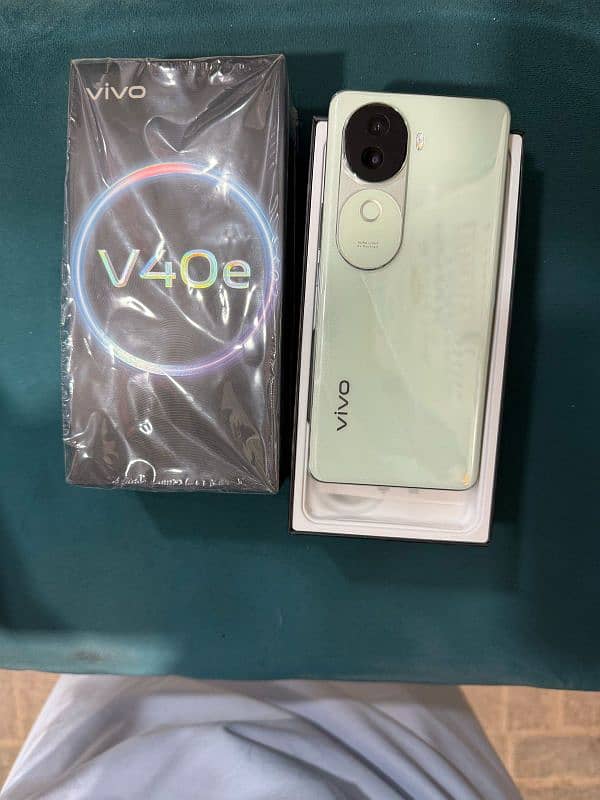 Vivo v40e"5g" 8/256 Pta approved zero condit 2