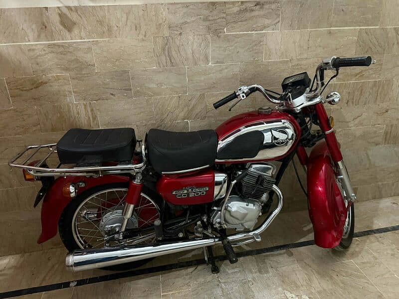 Honda 200 cc bike for sale 4