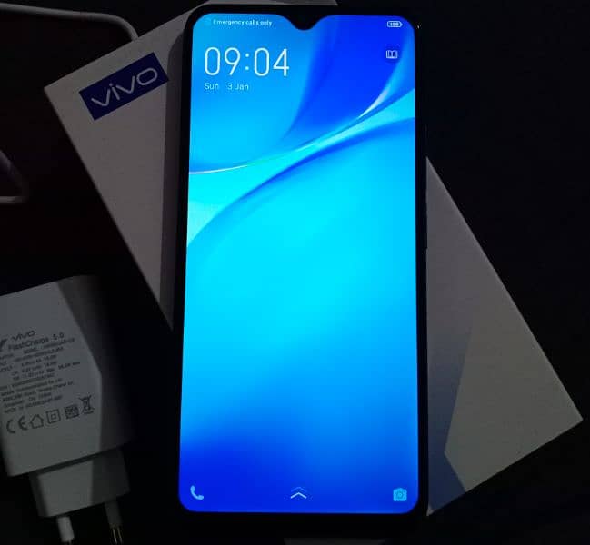 vivo Y19 128gb and 6gb* Box &+ Charger. lush Condition 1