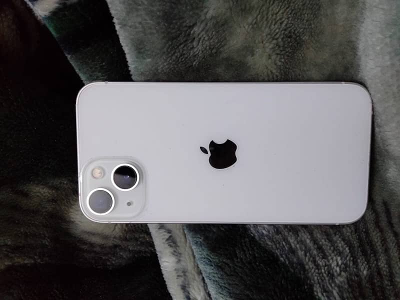 i phone 13 white colour 0