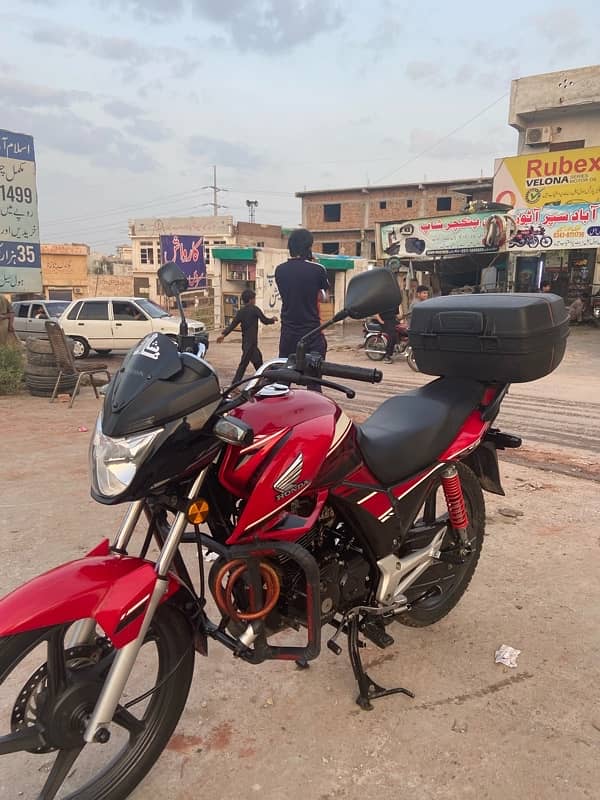 Honda CB 150f urgently selling 2