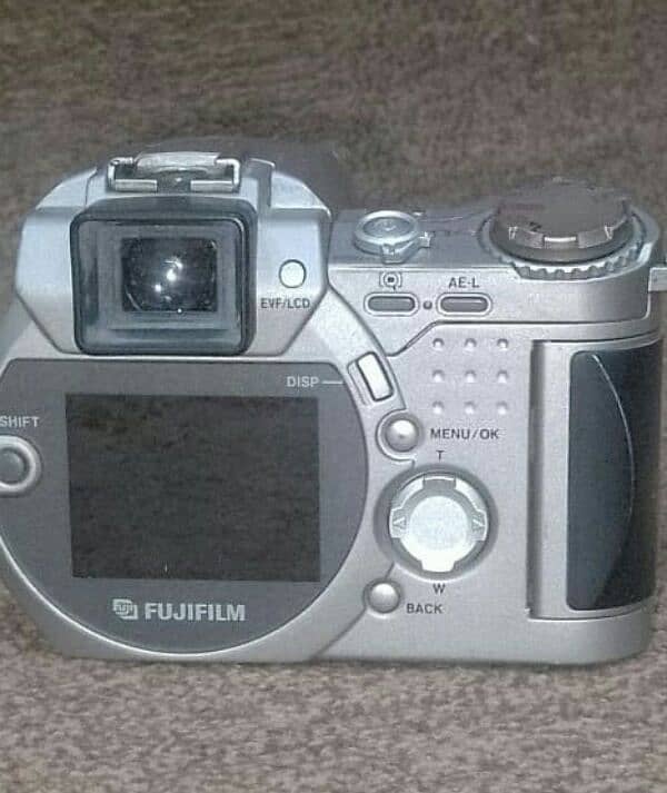 fujifilm DSLR camera 4