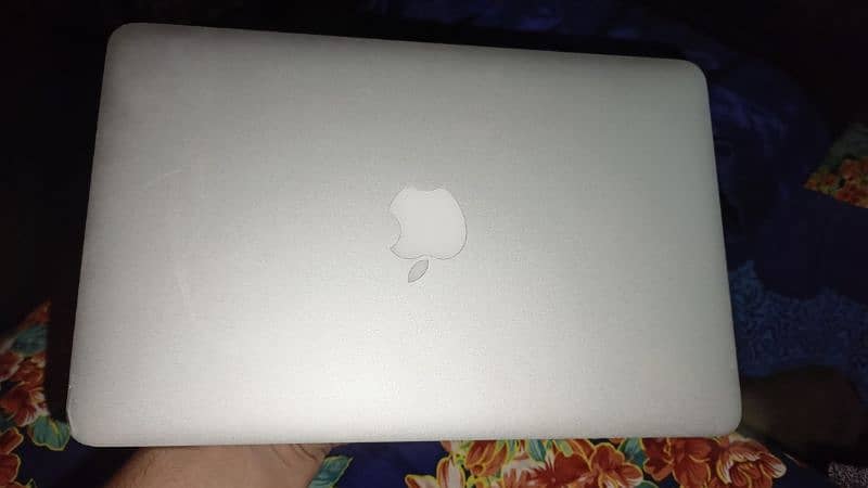 Mac book Air) 11-inch, Rarly2015 2