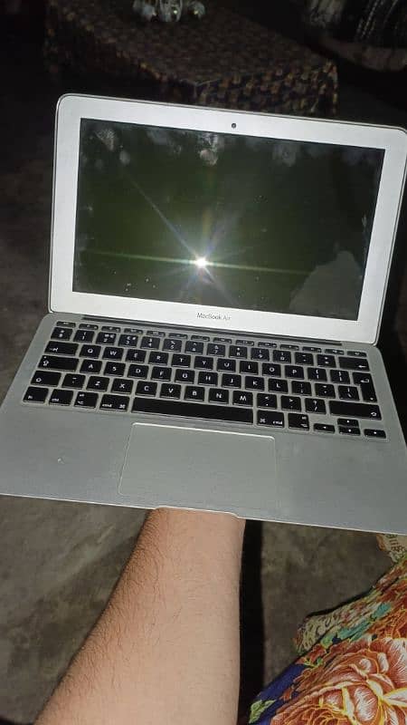 Mac book Air) 11-inch, Rarly2015 4