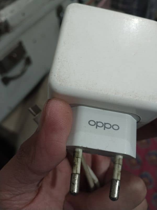 OppO F19 Pro 30W charger 1