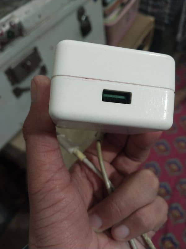 OppO F19 Pro 30W charger 2