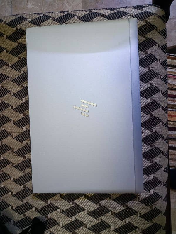 Hp elite book. 4